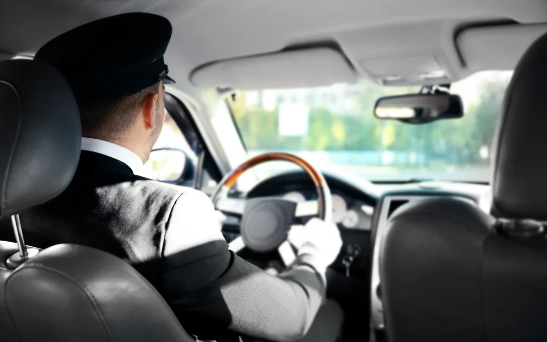 Why Everyone is Hiring a Chauffeur Service: The Unmatched Benefits of a Chauffeured Limousine
